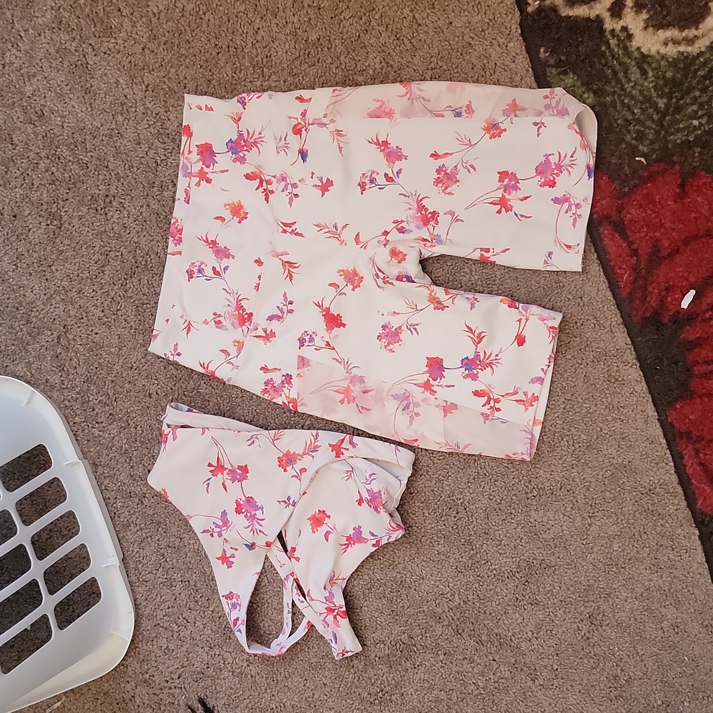 Fabletics workout set, XS and S